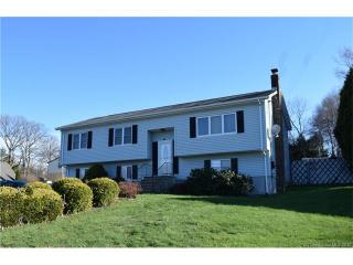 61 Chipper Rd, Waterbury, CT 06704 exterior