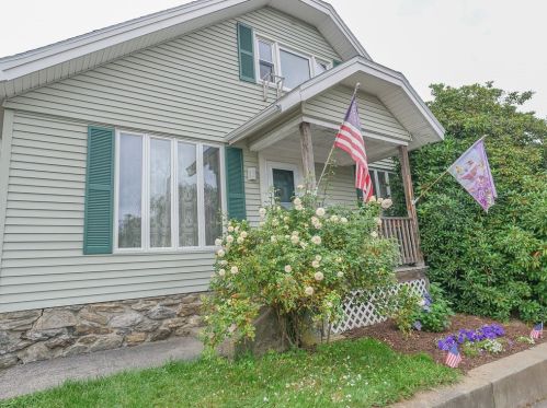 80 Farrar Ave, Worcester, MA 01604 exterior