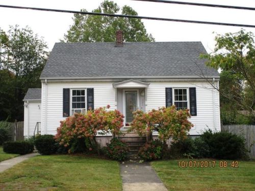 121 Hovendon Ave, Brockton, MA 02302 exterior