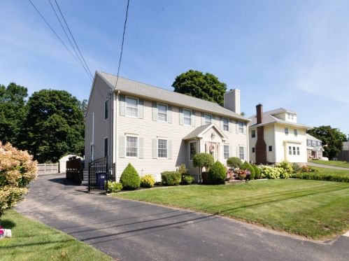 1103 Adams St, Roxbury-Xing, MA 02124 exterior