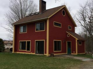 75 Washington Hwy, Morrisville, VT 05661 exterior