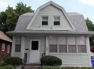 49 Villa Pkwy, Springfield, MA 01109 exterior