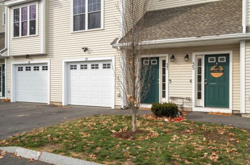 37 Bennett St, Nashua, NH 03064 exterior