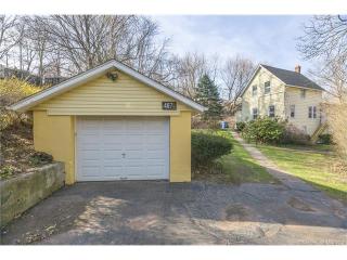 467 Colony St, Meriden, CT 06451 exterior