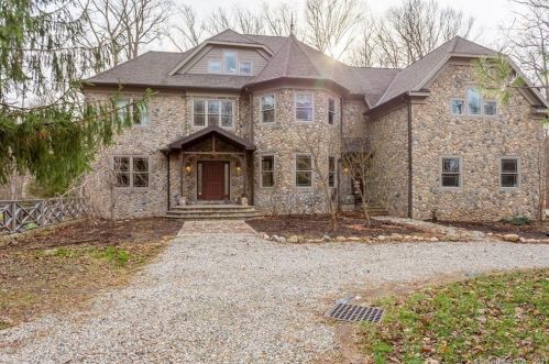 1 Rocky Brook Rd, Wilton, CT 06897 exterior