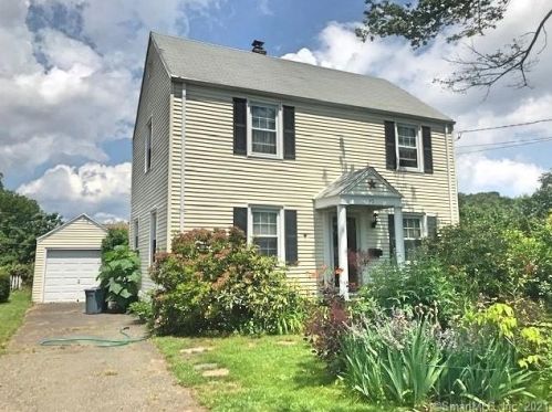 40 Laughlin Rd, Stratford, CT 06614 exterior