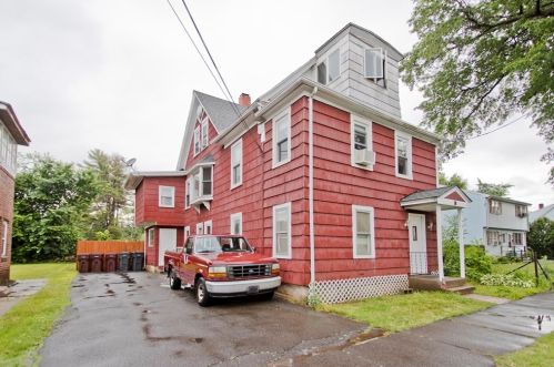 58 George St, Westfield, MA 01085 exterior