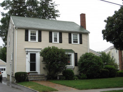 32 Annapolis Rd, Newton, MA 02465 exterior