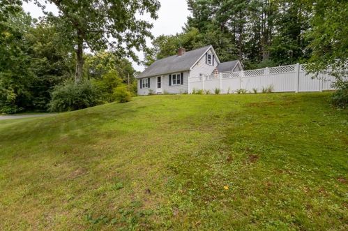 212 Main St, Wilbraham, MA 01095 exterior
