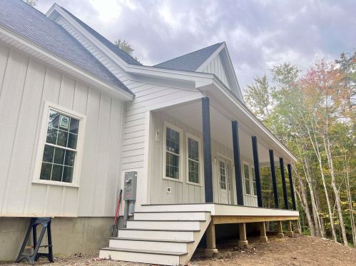 49 Tasker Shore Dr, Northwood, NH 03261 exterior