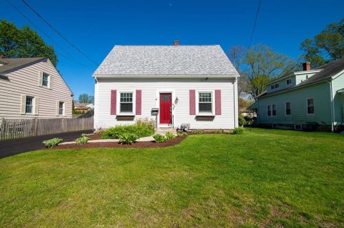 85 Conrad St, Woonsocket, RI 02895 exterior