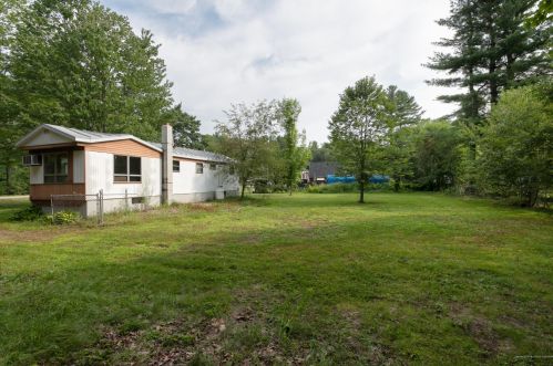 17 Governor Goodwin Rd, North Berwick, ME 03906 exterior