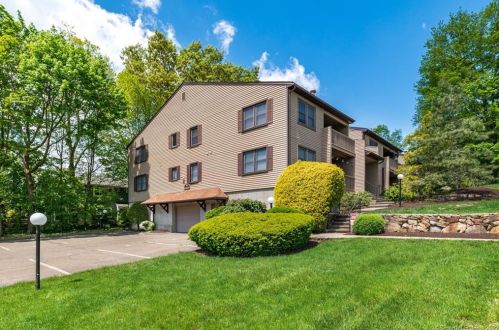 535 Vincellette St, Bridgeport, CT 06606 exterior