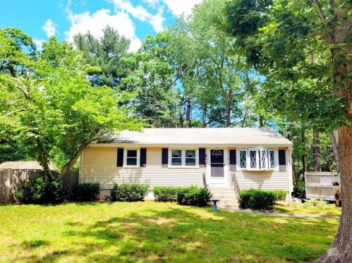 98 Hall Dr, Norwell, MA 02061 exterior