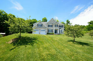 13 Timber Brook Rd, Farmington, CT 06032 exterior