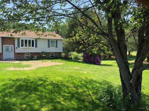 50 Lisbon Rd, Sabattus, ME 04280 exterior