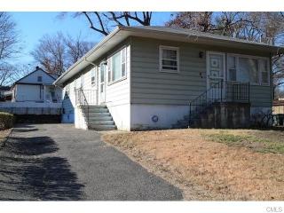 423 Pond St, Bridgeport, CT 06606 exterior