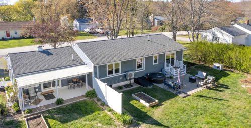 52 Raydon Road Ext, York, ME 03909 exterior