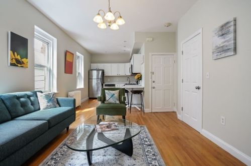 80 Shepton St, Roxbury-Xing, MA 02124 exterior