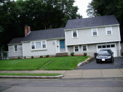 66 Moulton St, Newton, MA 02462 exterior