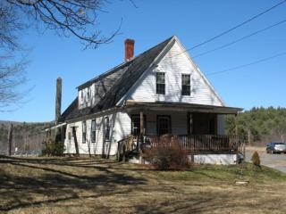 41 Old Concord Rd, Sullivan, NH 03445 exterior