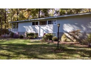 14 Carriage Dr, New Haven, CT 06525 exterior