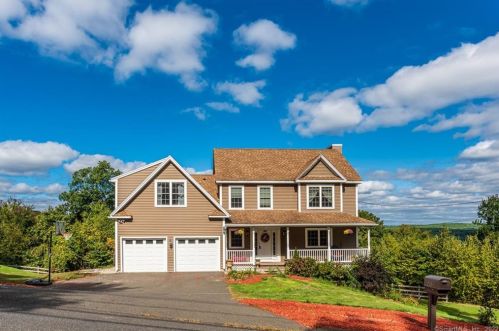 460 Skokorat Rd, Beacon-Falls, CT 06403 exterior
