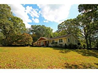 47 Normandy Rd, Bridgeport, CT 06611 exterior