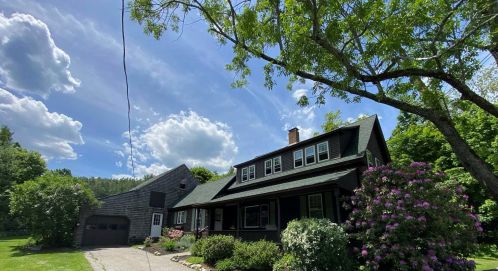 67 Plymouth St, Center Harbor, NH 03226 exterior
