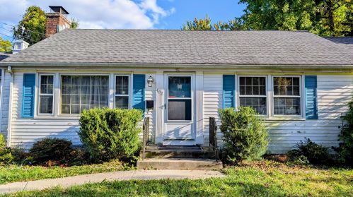 402 Maple St, Hartford, CT 06109 exterior
