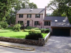 30 Hawthorne Ave, Newton, MA 02466 exterior