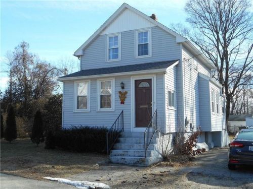 16 Lansing Ave, Warwick, RI 02888 exterior