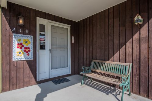 219 Trinity Rdg, Rocky-Hill, CT 06067 exterior