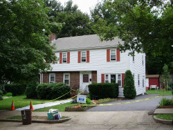 9 Longfellow Rd, Newton, MA 02462 exterior