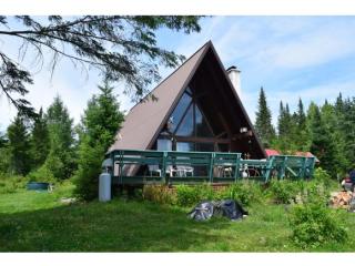 156 Turnpike Rd, Jefferson, NH 03583 exterior