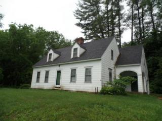 26 Golf Club Rd, Newport, NH 03773 exterior