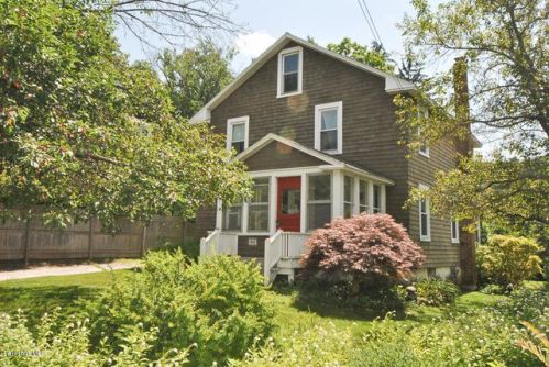 78 Main St, Stockbridge, MA 01262 exterior