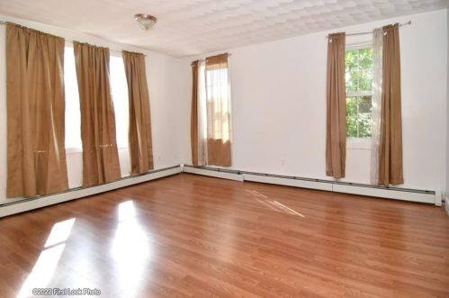 100 Clym St, Providence, RI 02908 exterior