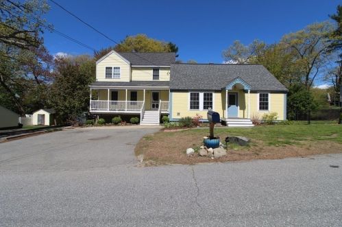 32 I St, Dracut, MA 01826 exterior