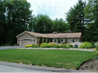 28 Latham Farm Rd, Smithfield, RI 02917 exterior