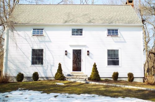 26 Rowland Ln, Ridgefield, CT 06877 exterior