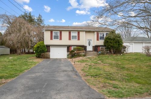 3 Sound View Dr, Waterford, CT 06385 exterior