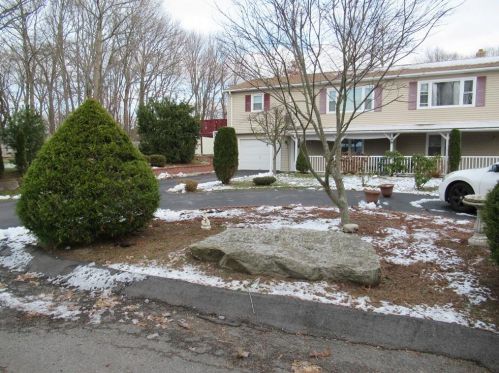 52 Orleans St, Johnston, RI 02919 exterior