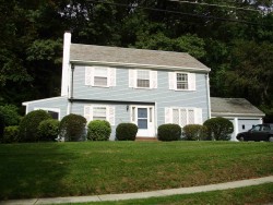 105 Annawan Rd, Newton, MA 02468 exterior