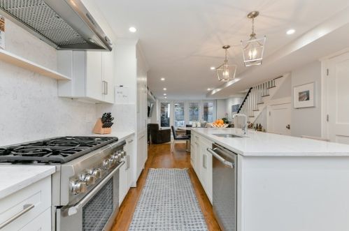 27 Warren St, Boston, MA 02135 exterior