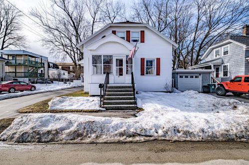 10 Bellegarde Ave, Lewiston, ME 04240 exterior