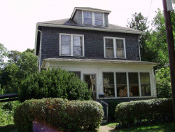 27 Harding St, Newton, MA 02465 exterior