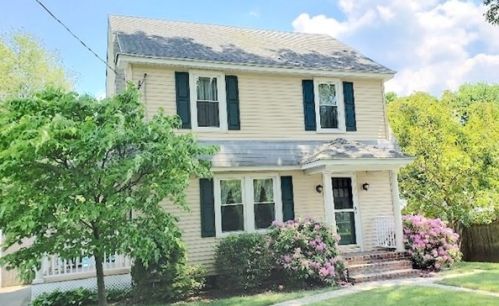 45 Wachusett St, Springfield, MA 01118 exterior