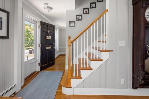 55 Danbury Rd, Weymouth, MA 02190 exterior