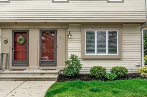 903 Lewis O Gray Dr, Saugus, MA 01906 exterior